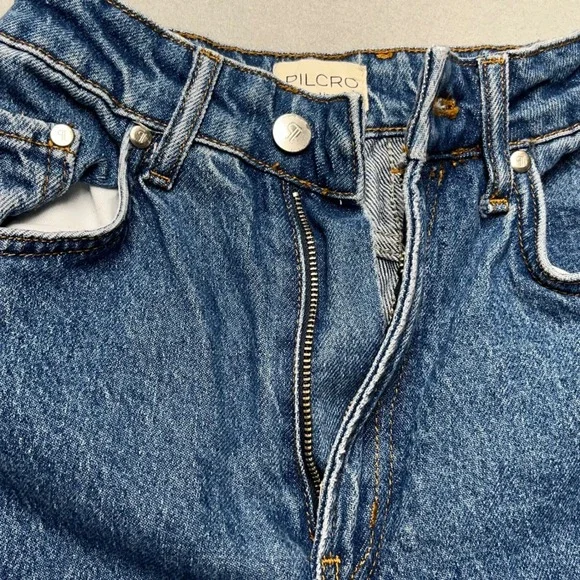 Anthropologie PILCRO Austyn High ‎ Rise Cuffed Wide Leg Jeans Women 26 Relaxed - Picture 3 of 11